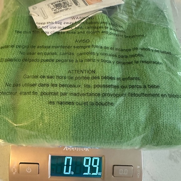 M&S Collection LambsWool Rich Sweater  NWT Size 6  Lime Green - Picture 12 of 12